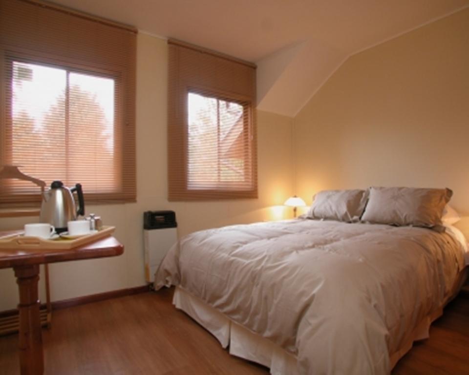 Apart Hotel Villa Los Ciruelos Валдивия Екстериор снимка